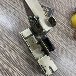 2T14-V43288 DE FORD CONNECT BAGAJ KİLİT ORJ 2002- SONRASI
