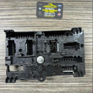 61145A09B07 BMW İ5 G60 G70 ARKA SİGORTA ORJ