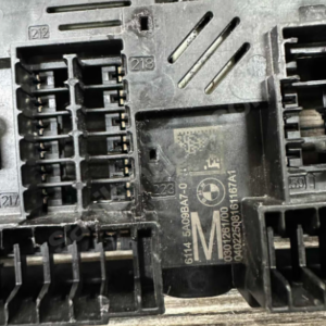 61145A09B07 BMW İ5 G60 G70 ARKA SİGORTA ORJ