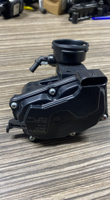 32240777 30668657 VOLVO V40 XC90 XC60 EGR VALFİ ORJ ÜRÜN
